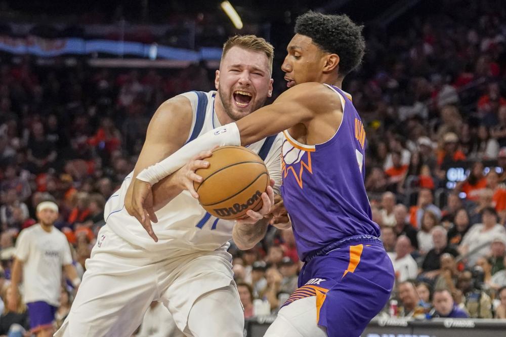 在他的推动 在他的推动